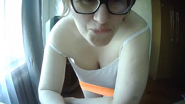Jolinaha's Live XXX Chat