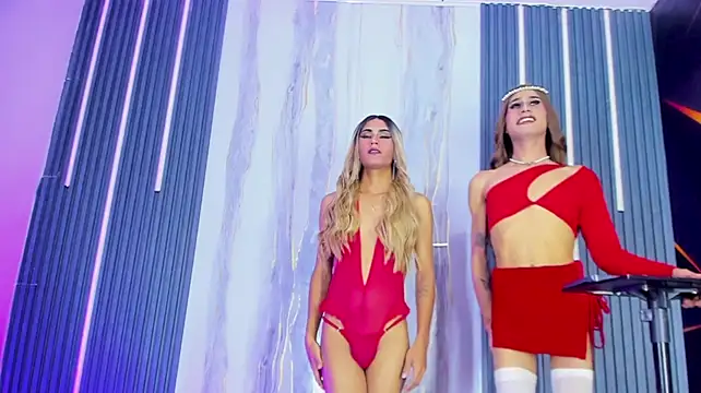 Tatihanaperez Adlı Modelin Canlı XXX Sohbeti