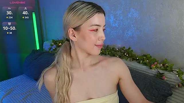 Chat XXX ao vivo de LindaThackerr
