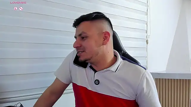 Rick_Adams: онлайн-секс-чат
