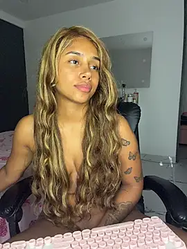 stormyy_ Chat XXX live