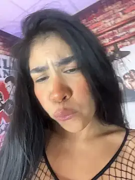 دردشة SmileyBabeXXX الجنسية المباشرة