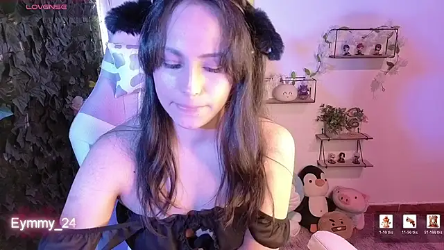 Eymmy_24のライブXXXチャット