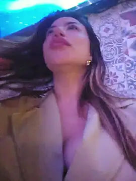 Show modela Karen_San_Miguel na web-kameri