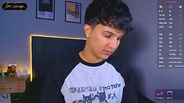 Leo_Savage_ Live XXX-chat