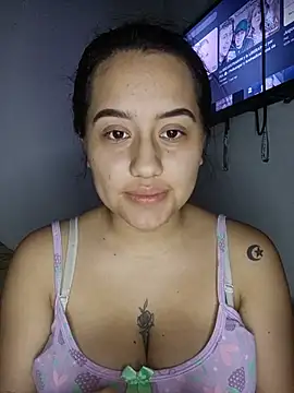 Miaa_Luciaa's Live XXX Chat