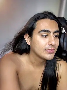 Chatroom XXX en direct de _Dylan_7