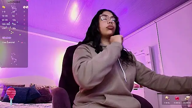 kloe28 Chat XXX live