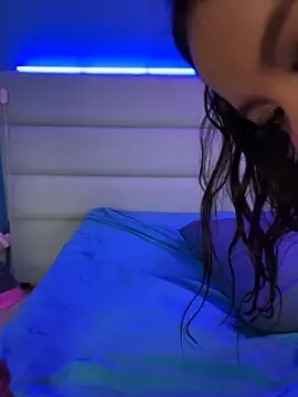 kinkytemptation live XXX chat