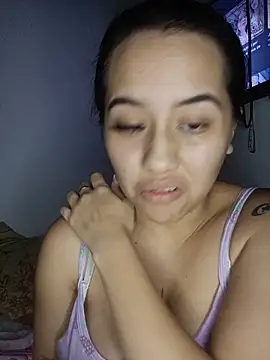 Онлайн чат XXX Miaa_Luciaa