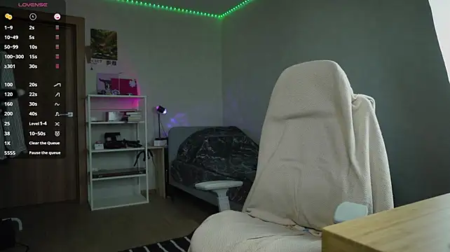 MrbigLouis Adlı Modelin Canlı XXX Sohbeti