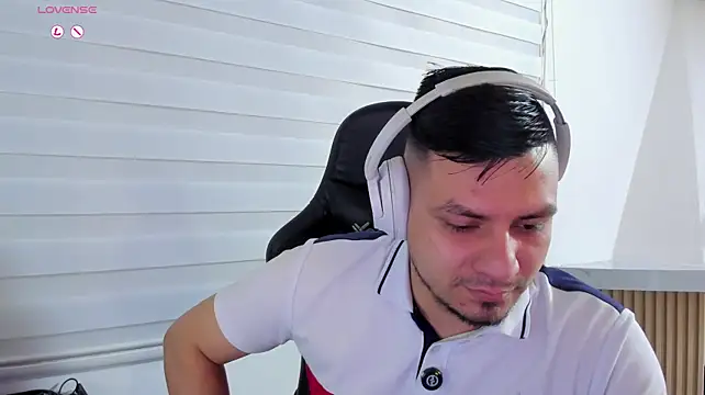 Rick_Adams – Naživo XXX chat