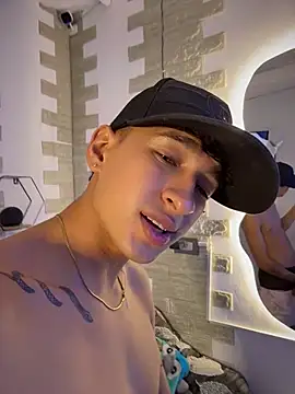 Stiven_neithan XXX чат на живо