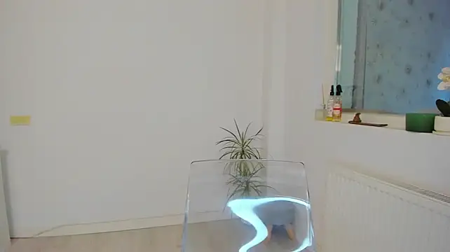 DiamondKay Adlı Modelin Canlı XXX Sohbeti