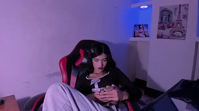 honeyluxe_'s Live XXX Chat