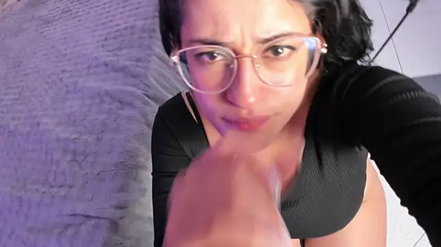 צ'אט XXX בשידור חי של Luna_Noire1