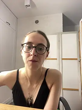 MartiniiSelennaのライブXXXチャット