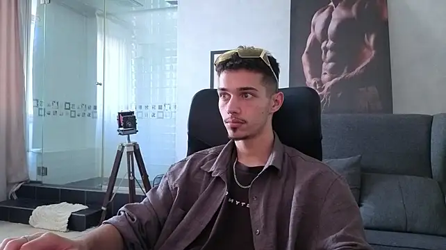 Chat +18 de KaydenDrew ao vivo