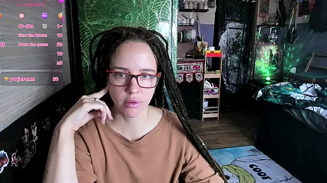 צ'אט XXX בשידור חי של LisaFoxy_y