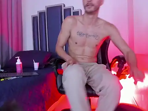 Damiam_23 Adlı Modelin Canlı XXX Sohbeti