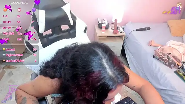 Živý XXX chat salome_rojas_