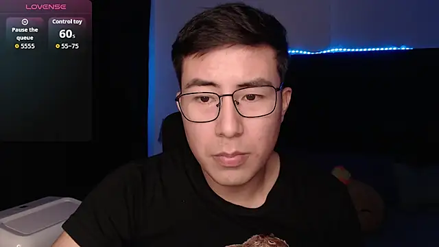 Chat XXX ao vivo de andrewmhilton_