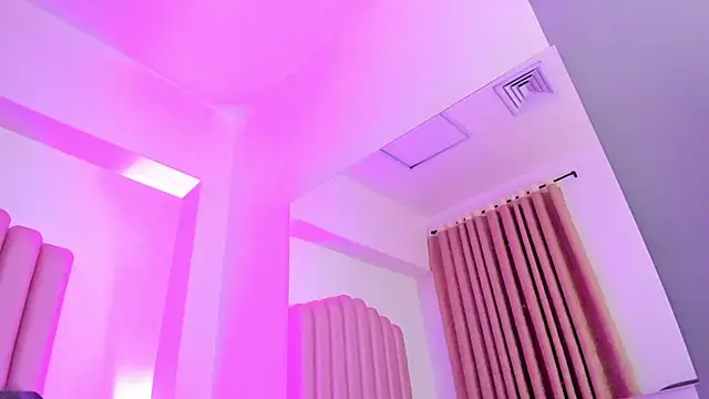 XXX chat uživo modela Lana_fox01
