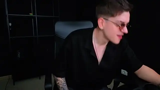 FelixStarkk 现场XXX聊天