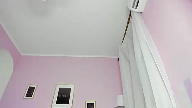 Evalaniss 现场XXX聊天