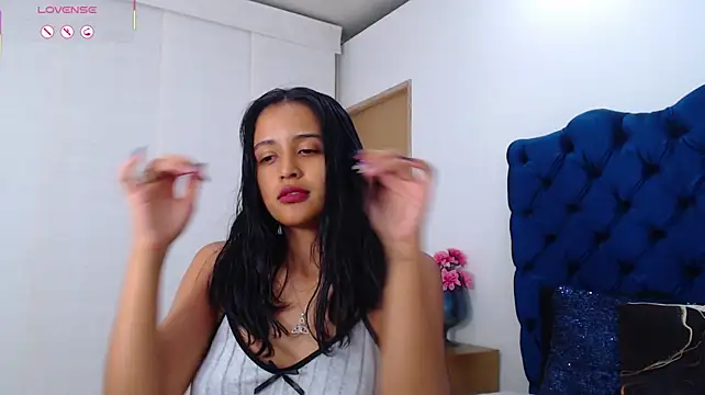 Chatroom XXX en direct de Lili666_