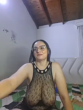 ginaboobs Live XXX-Chat