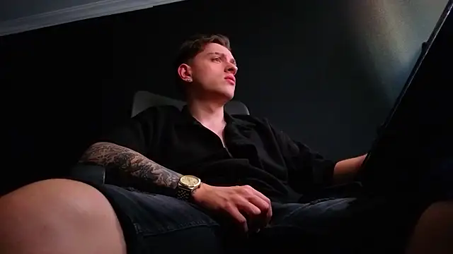 XXX chat uživo modela FelixStarkk