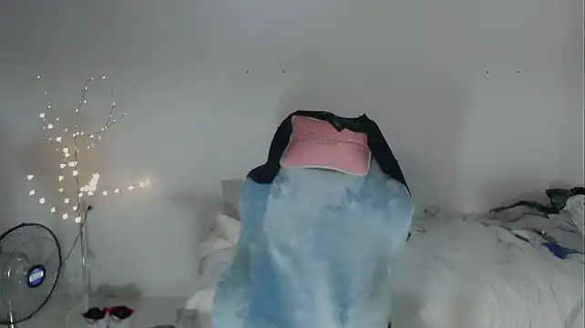 Chatroom XXX en direct de FUNNY_DICK_