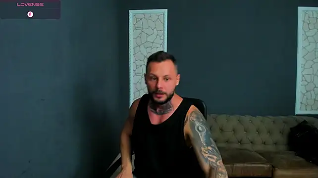 XXX chat uživo modela BrianHunts