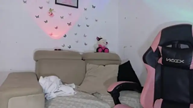 Chat XXX en directo de Sweet_baby_hellen