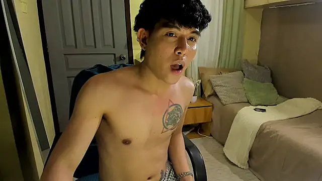 Bentlyfuck 现场XXX聊天