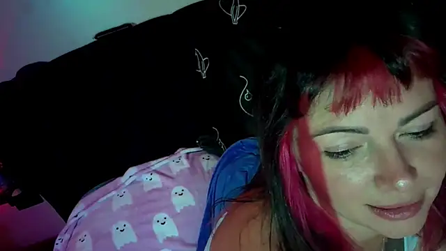 Chatroom XXX en direct de MarlaFknSinger