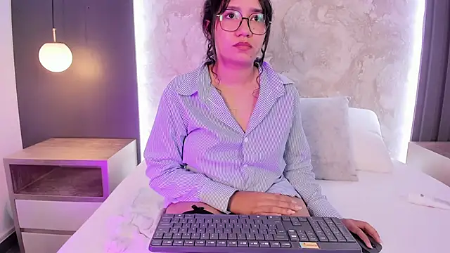 צ'אט XXX בשידור חי של alysson_moon_