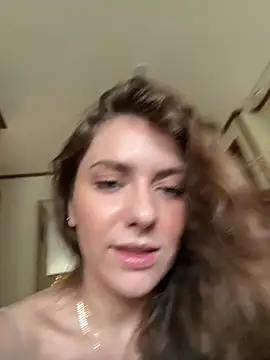 Chat +18 de MariiD ao vivo