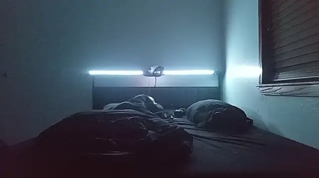 Chat +18 de Opondestre00420 ao vivo