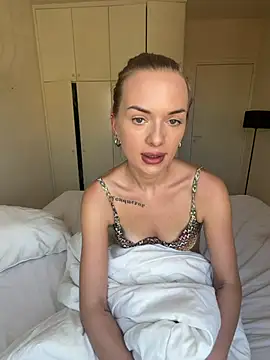 Chat XXX en directo de ElenaRebelle