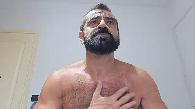hairycerberus Live XXX-Chat