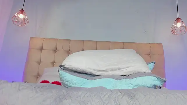 צ'אט XXX בשידור חי של Luna_honey9