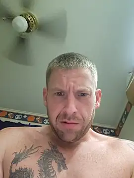 Chatroom XXX en direct de Dick4dope