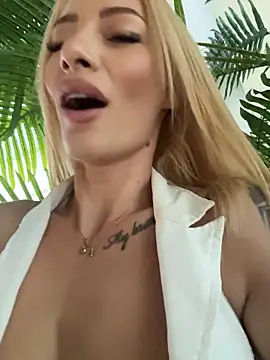 AngieShae 现场XXX聊天