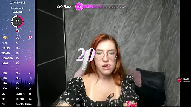 Онлайн чат XXX Reginasmilee