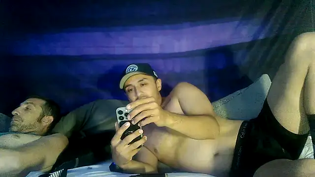 XXX chat uživo modela Sicksob