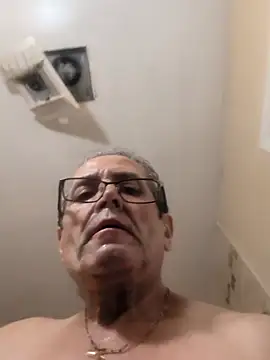 bobby69cock's Live XXX Chat