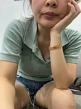 Ivy_Trix2 即時 XXX 聊天
