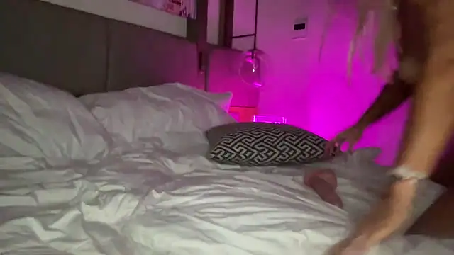 Fitnessbabe69 网络视讯表演
